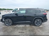Nissan Rogue Sv Fwd 5N1BT3BA0SC784636 fotografie