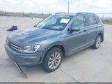 Volkswagen Tiguan 2.0T Se/2.0T Sel 3VV3B7AX3JM068594 fotografie