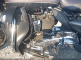 Harley-Davidson Flhtk Ultra Limited 1HD1KED12HB660375 photo