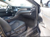 Toyota Camry Se 4T1B11HKXKU247681 photo