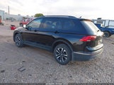 Volkswagen Tiguan 2.0T S 3VVFB7AX0RM114553 fotografie