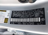 Toyota Corolla Le JTDEPMAE6N3011061 снимка