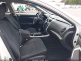 Nissan Altima 2.5/2.5 S/2.5 Sl/2.5 Sv 1N4AL3AP7FC100280 fotografie