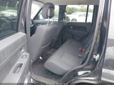 Jeep Liberty Sport 1J4PN2GK6BW556066 снимка