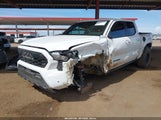 Toyota Tacoma Sr5 4Wd 3TMLB5JN0RM062071 photo