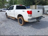 Toyota Tundra Grade 4.7L V8 5TFRT54189X028034 photo