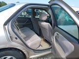 Toyota Camry Le 4T1BG22K1WU333268 снимка