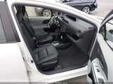 Toyota Prius C Four JTDKDTB35D1054089 снимка
