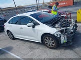 Toyota Corolla Le JTDEPRAE4LJ116946 снимка