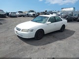 Toyota Camry Le JT2BG22K2Y0459372 снимка