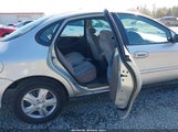Ford Taurus Se/Se-Ne 1FAFP53U5XG280085 снимка