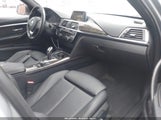 BMW 330I WBA8B9G50HNU48608 снимка