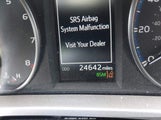 Toyota Rav4 Xle JTMWFREV7JJ164763 photo