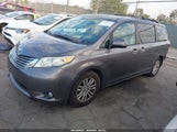 Toyota Sienna Xle 8 Passenger 5TDYK3DC5FS681538 photo