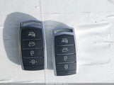Genesis G90 5.0 Ultimate KMHG54JH3JU046679 снимка