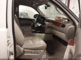 Chevrolet Suburban  Lt1 1GNUKJE32AR272865 снимка