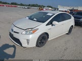 Toyota Prius Two JTDKN3DUXF0474832 снимка