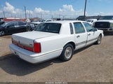 Lincoln Town Car Executive 1LNLM81W7VY713047 fotografie