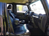Jeep Wrangler Unlimited Sahara 1C4BJWEG7CL280047 fotografie