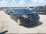Hyundai Sonata Hybrid Se KMHE24L1XGA019120 fotografie