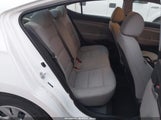 Hyundai Elantra Se 5NPD74LF7HH040790 снимка