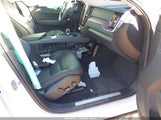 Volvo Xc60 B5 Plus Dark Theme YV4L12RL7R1751779 снимка