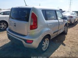 Kia Soul + KNDJT2A65C7438924 снимка
