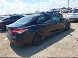 Toyota Camry Se 4T1B11HK7JU066729 photo