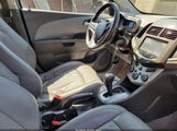 Chevrolet Sonic 1G1JE6SB6E4177295 снимка