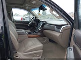 Chevrolet Suburban Premier 1GNSKJKC1JR270200 photo