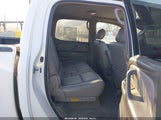 Toyota Tundra Limited V8 5TBDT48136S523265 снимка