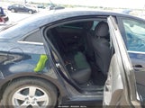 Chevrolet Cruze 1Lt Auto 1G1PC5SB8F7278848 fotografie
