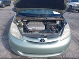 Toyota Sienna Le 5TDKK4CC4AS319187 снимка