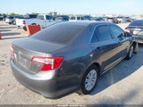 Toyota Camry Le 4T1BF1FK5EU306418 снимка