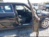 Mini Clubman Cooper WMWLN5C56K2E35017 снимка