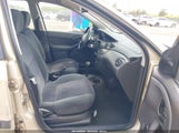 Ford Focus Lx 1FAFP33P4YW258746 fotografie