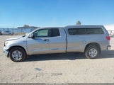 Toyota Tundra Grade 5.7L V8 5TFCY5F17AX010018 fotografie