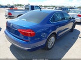Volkswagen Passat 1.8T Se 1VWBS7A35GC011215 photo