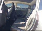 Tesla Model Y Long Range Dual Motor All-Wheel Drive 7SAYGDEE6RA229579 fotografie