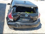 Toyota Prius C Persona Series JTDKDTB31G1119864 снимка