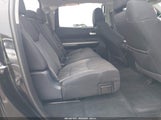 Toyota Tundra Sr5 5.7L V8 5TFDW5F16JX727374 photo