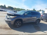 Toyota Highlander Xle V6 5TDJKRFH5GS244993 photo