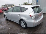 Toyota Prius V Two JTDZN3EUXD3213760 снимка