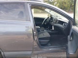 Toyota Rav4 Le JTMZFREV4GJ075268 снимка