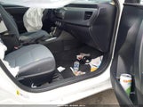 Toyota Corolla L 5YFBURHE5EP101775 снимка