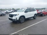 Honda Passport Awd Elite 5FNYF8H05NB005143 снимка