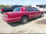 Lincoln Town Car Signature/Spinnaker 1LNLM82W1SY634483 снимка
