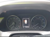 Toyota Rav4 Le JTMBFREV9JJ211886 снимка