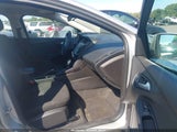 Ford Focus Se 1FADP3K2XJL208941 снимка