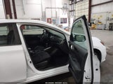 Nissan Sentra Sv 3N1AB7AP7HY348644 снимка
